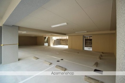 東千田町ハイム[1LDK/44.77m2]の駐車場