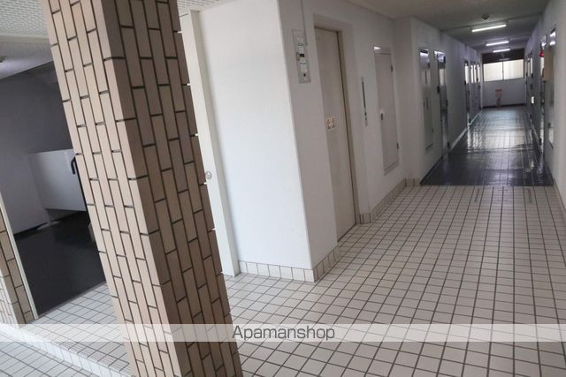 阪和線 鳳駅 徒歩12分 5階建 築39年の玄関写真