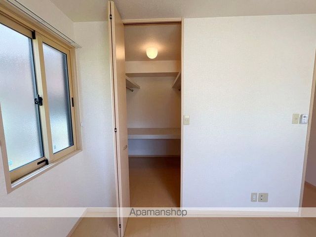 リビングタウン葵町 Aの内装写真