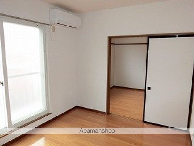 アイリス長岡Cの内装写真