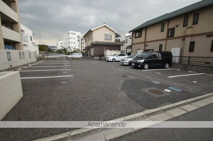Ａｐｒｅｃｉｏ[2LDK/70.26m2]の駐車場