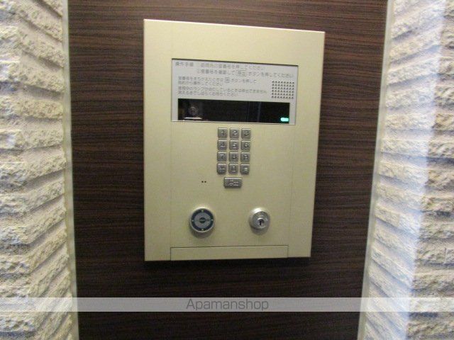 コンフォリア文京春日の玄関写真