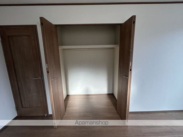 町田市 2階建 築3年の内装写真