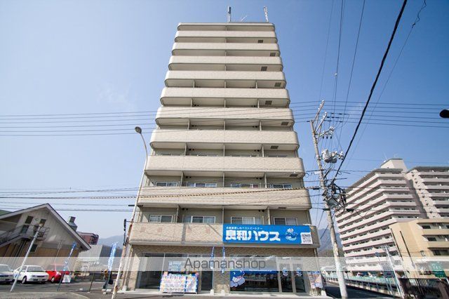 シャルマンヴィル新宮の外観写真