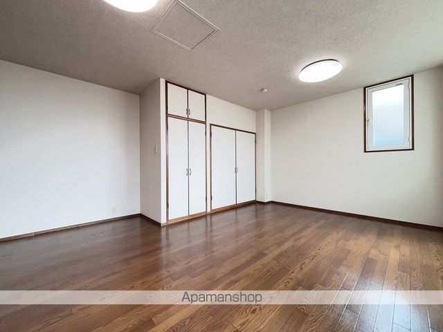 本町ハイツタイプIの内装写真