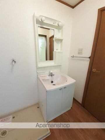 セピアIIの内装写真