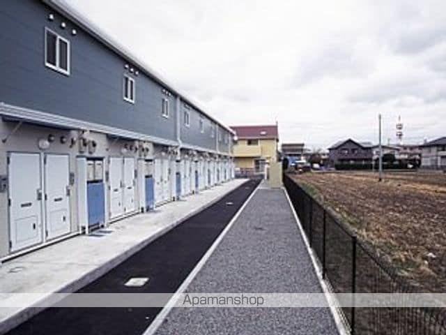 レオパレスWEST Iの玄関写真
