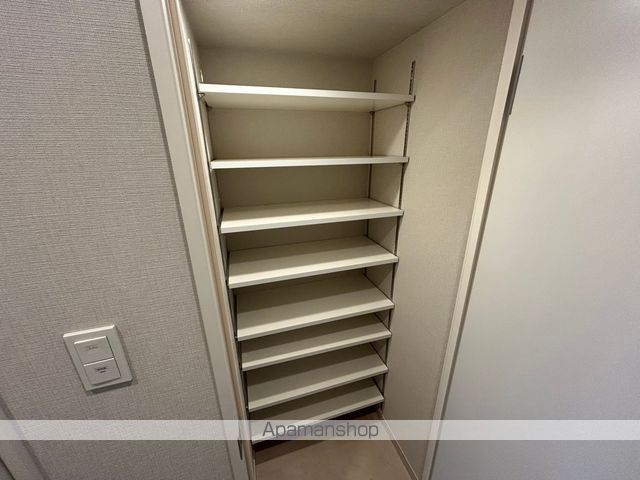 スプランディッド江坂IIIの内装写真