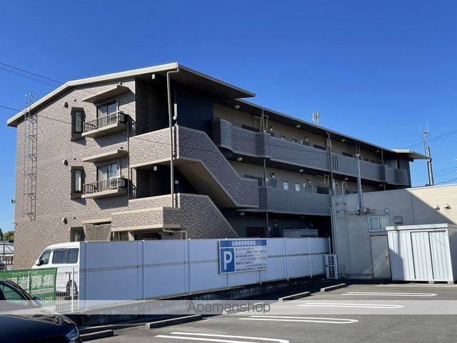 ベルグランデ東山の外観写真