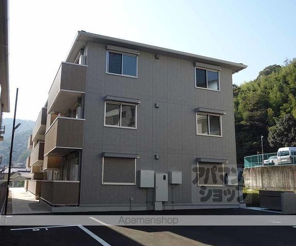 クレメントの外観写真