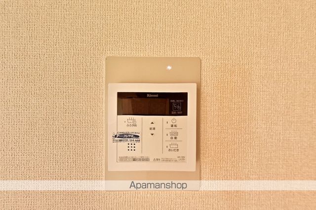 タクティスの内装写真