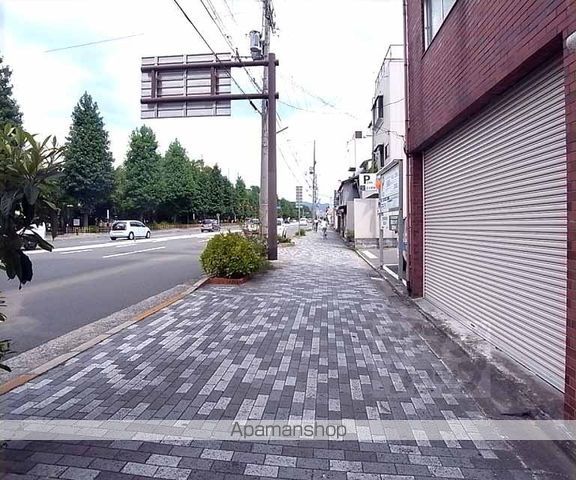 リシェス二条の周辺写真