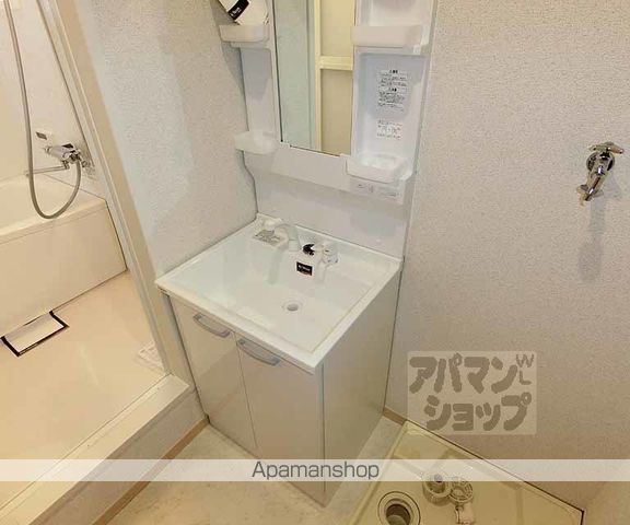 山陰本線 嵯峨嵐山駅 徒歩10分 2階建 築23年の内装写真
