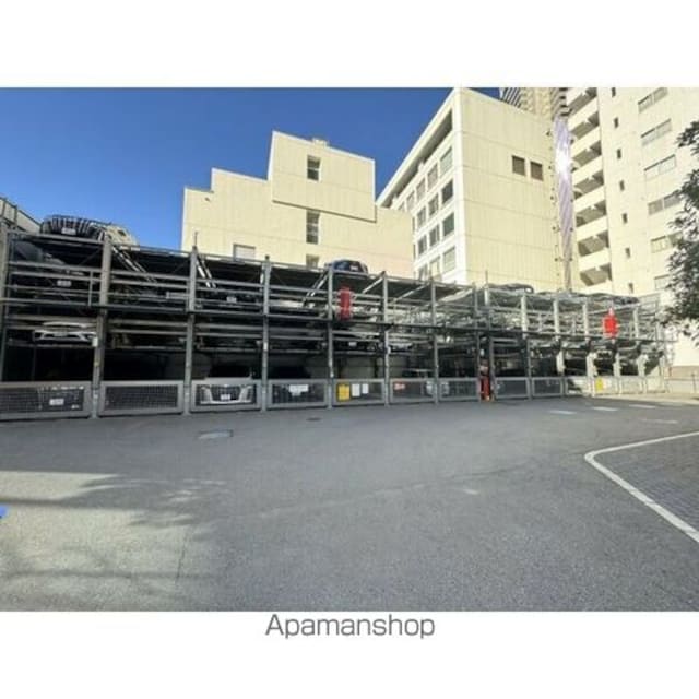 フロンティア新宿タワー[1LDK/57.08m2]の駐車場3