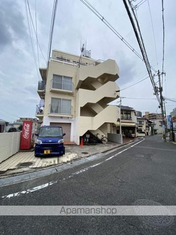 大段ビルの外観写真
