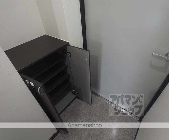 J&N三条神宮前の内装写真