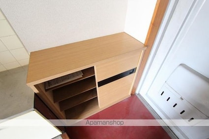 ロジュマン田町[1K/18.22m2]の玄関