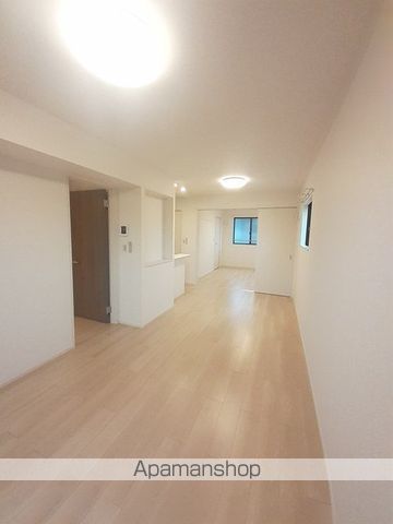 ラシャス Iの内装写真