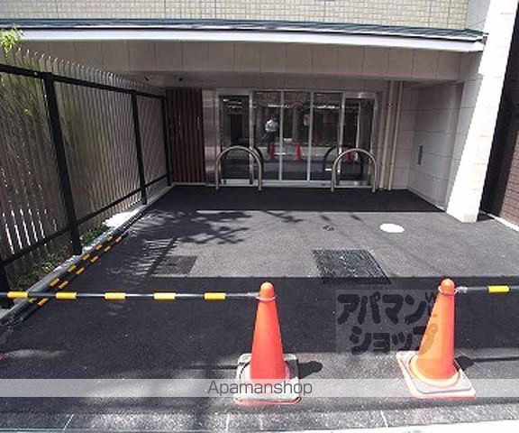 シルエラ御所南の玄関写真