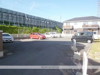 Ｌａ．Ｃａｍｐａｎｅｌｌａ　Ⅰ[2LDK/58.12m2]の駐車場2