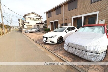 ローズコートひばり　ＡＢ[2LDK/65.6m2]の駐車場