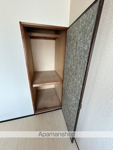 レスト北新川 B棟の内装写真