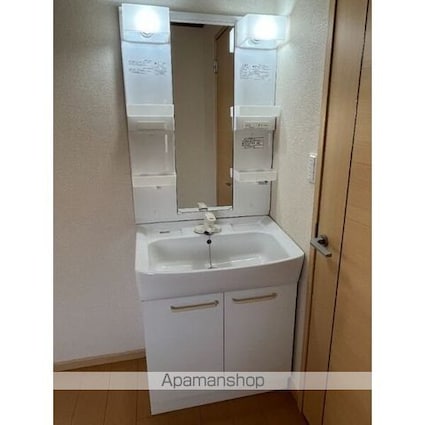 ファミーユ新村Ａ[1LDK/40.57m2]の洗面所