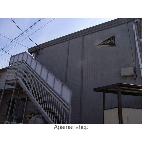クレッシェンドKの玄関写真