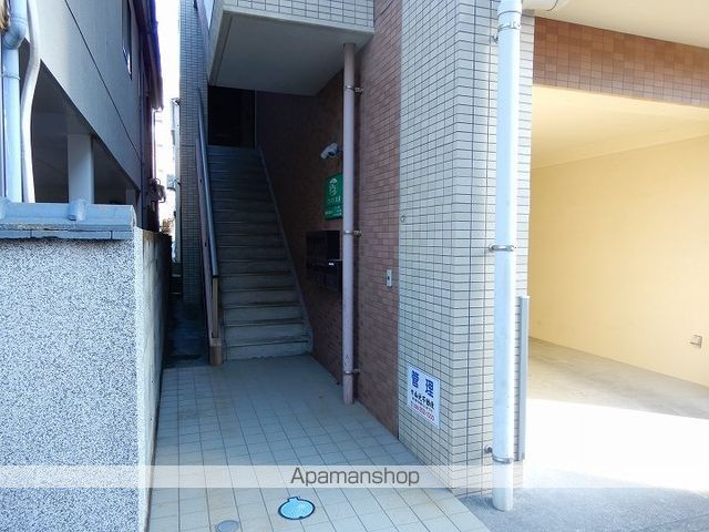 パティオス高麗の玄関写真