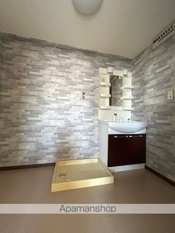 ロイヤルコーポ和泉鳥取の内装写真