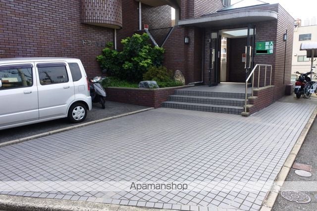 ドミール福田の玄関写真
