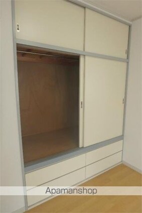 稲葉ビル[2K/30m2]の収納