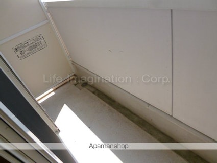 メゾン・プラティーク[1K/25.85m2]のバルコニー