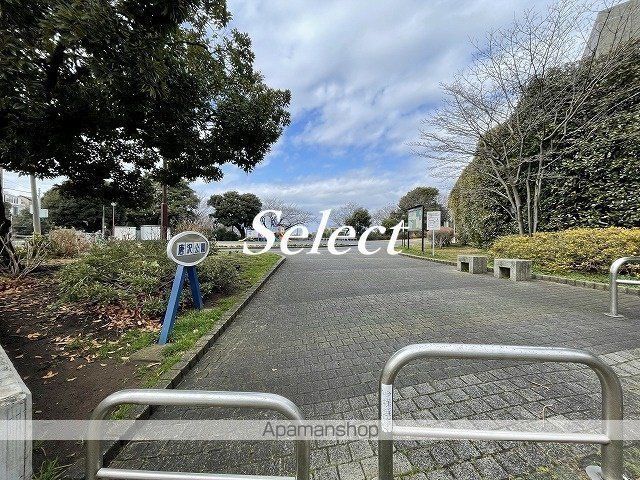 横浜市南区唐沢戸建の周辺写真