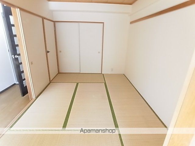 キャトルセゾンの内装写真