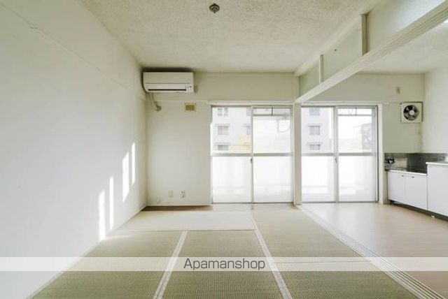 ビレッジハウス中川原2号棟の内装写真