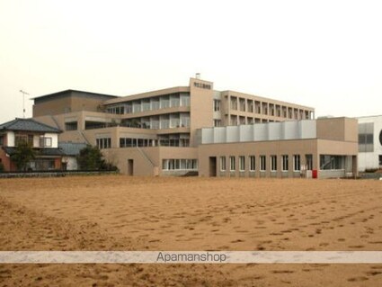 カーサ　ヒルズ　Ⅱ[2DK/42.89m2]の周辺5