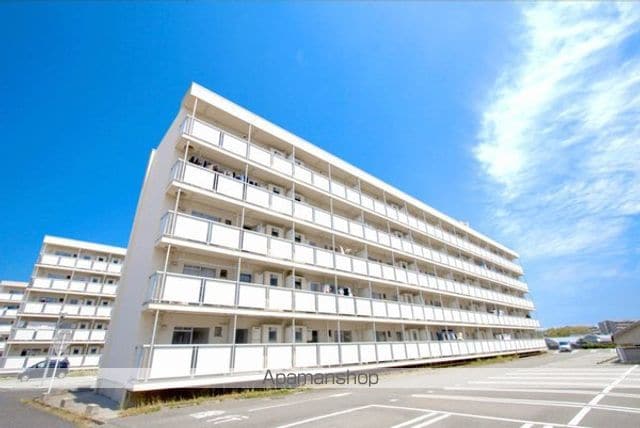 ビレッジハウス湖山2号棟の玄関写真