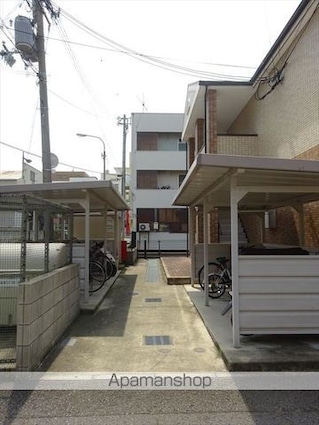 和歌山県和歌山市北新２丁目[1K/27m2]のエントランス