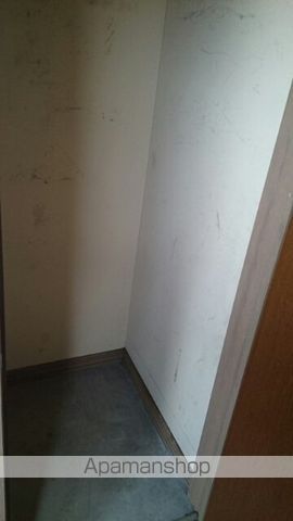 プラドール平和の内装写真