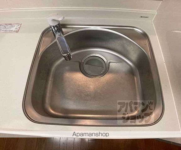 イスターナイマイ鴨川西の内装写真