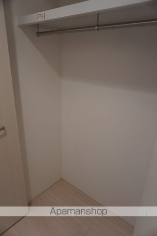 スプランディッド放出の内装写真