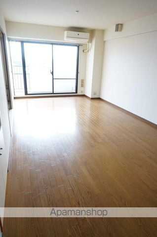 ライオンズマンション高槻南の内装写真