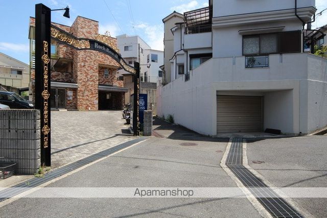 ロックベイシスIIの周辺写真