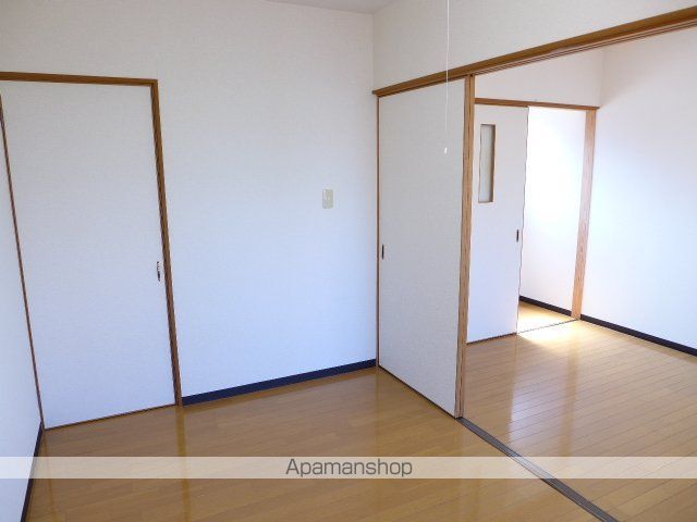 ベルーナIIの内装写真