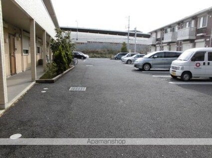 アーバンライフ萩台[1LDK/45.84m2]の駐車場1