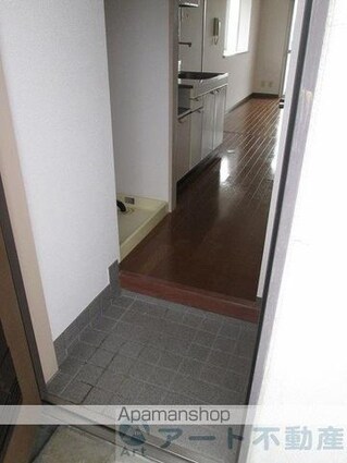 ベルメゾン桑原[1K/22.62m2]の玄関