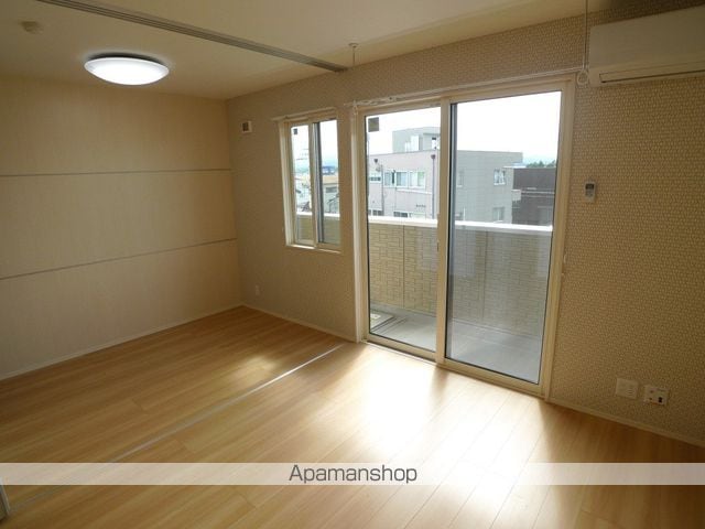 プレジデンス沖町の内装写真