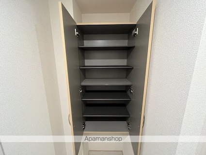 滋賀県草津市東矢倉３丁目[1LDK/42.79m2]の内装1