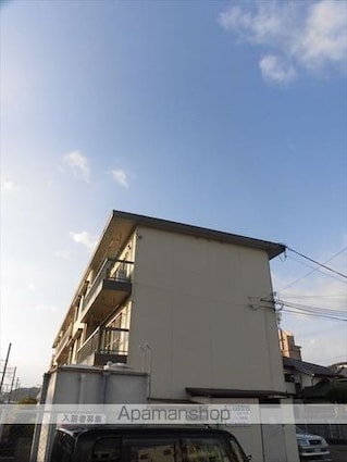 西岡マンション[3DK/55m2]の外観2